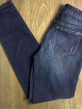 Simply Vera Vera Wang Women’s Skinny Jeans size 4in Dark Blue Denim